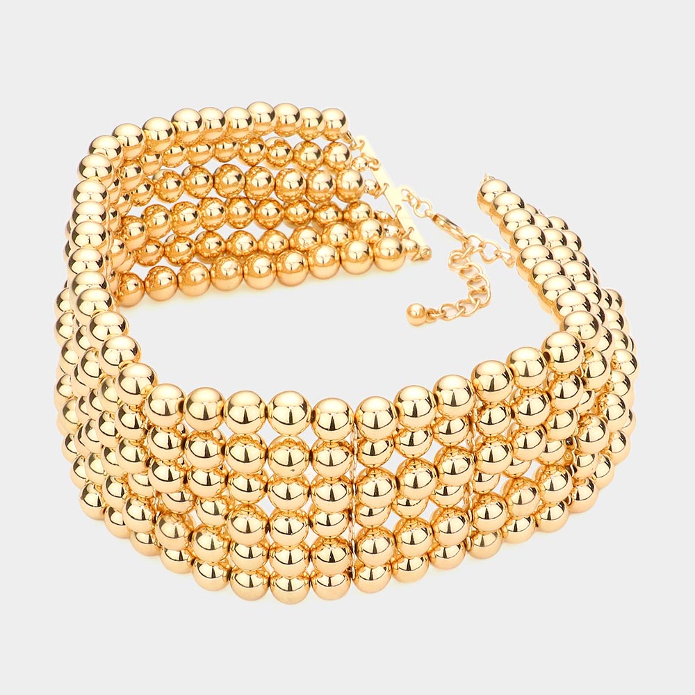 A Regal Golden Choker Set