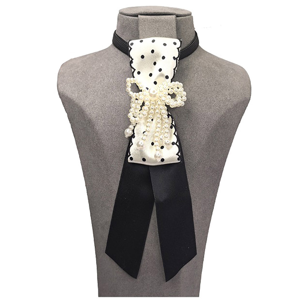 The Polka Tie of Pearls