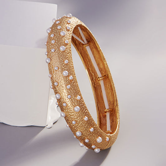 Polka Pearl Bangle